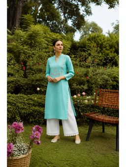 Geroo Jaipur - Green Hand Embroidered Straight Rayon Kurta