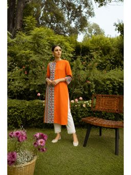 Geroo Jaipur - Orange Printed Straight Rayon Kurta
