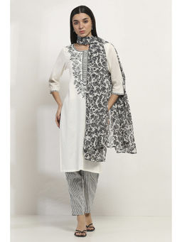 Rangriti - Women White Viscose Straight Kurta with Pant & Dupatta (Set of 3)