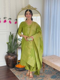 Lush Glam - Women Green Woven Kurta with Pant and Dupatta