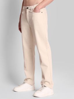 Bene Kleed - Men Ecru Beige Badge Straight Fit Washed Jeans