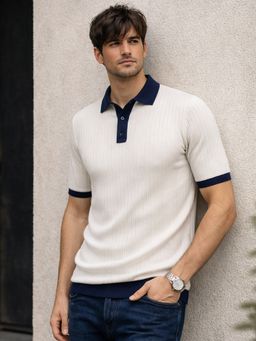 VEIRDO - Men White Contrast Collar Flatknit Polo T-Shirt