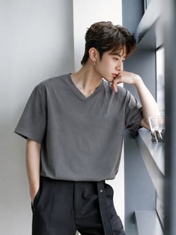 Parcel Yard - Men Grey V-Neck T-Shirt