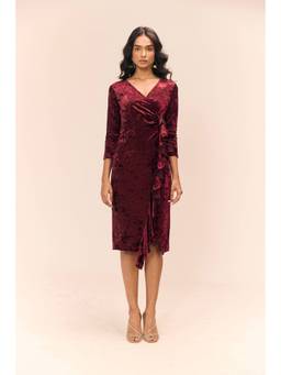 Sheczzar - Women Maroon Textured Dress