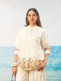 KHAMNA - Ivory Seemeen Printed Mandarin Collar Top