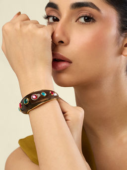 Isharya - Black Resin Statement Cuff