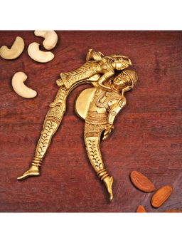 Ekaa Handicrafts - Brass Nut Cutter