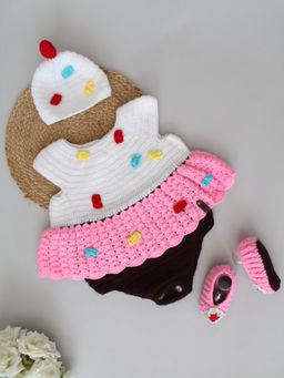Woonie - White Crochet Detailed Romper with Cap & Booties (Set of 3)
