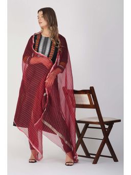 Zal from Benaras - Maroon Zari Lining Pure Organza Silk Banarasi Handloom Dupatta