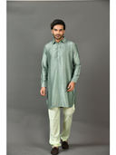 Green color option, Sold out, Currently selected