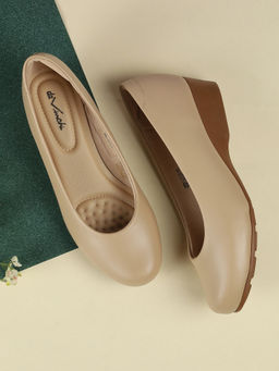 Metro - Beige Davinchi Women Ballerinas