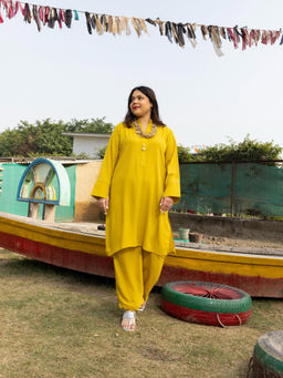 House of Surkh - Yellow Green Italian Blend Co-Ord (Set of 2)