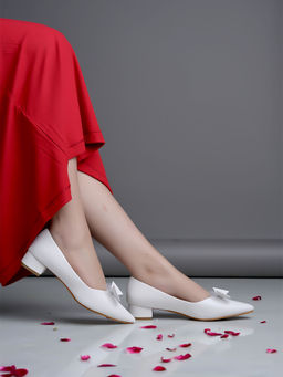 Shoetopia - Pointed Toe Bow Detailed White Pump Heels for Girls