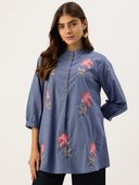 Blue color option, Currently selected