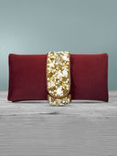 Maroon color option, Currently selected
