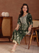 Green color option, Sold out, Currently selected