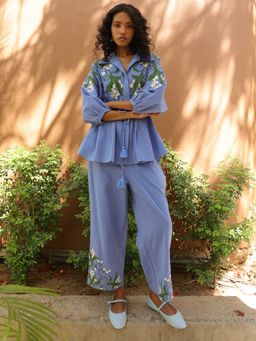 Naav - Women'S Blue Floral Embroidered Co-Ord Set