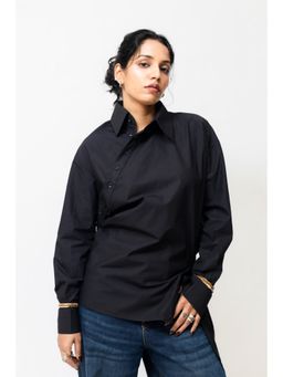 SHOP STAPLE - Multi-Way Buttoned Black Shirt