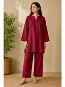 Maroon color option, Currently selected