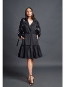 Black color option, Sold out, Currently selected