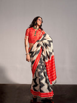 Elora - Off White Soft Silk Zig Zag Pattern Bollywood Designer Saree with Unstitched
