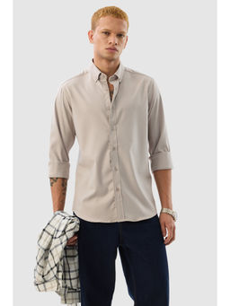 Snitch - Beige Solid Full Sleeves Slim Formal Shirt