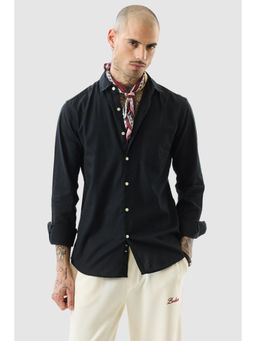 Snitch - Black Solid Full Sleeves Slim Casual Shirt