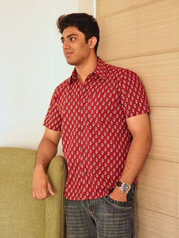 Spring Soul - Red Cotton Printed Half Sleeves Shirt