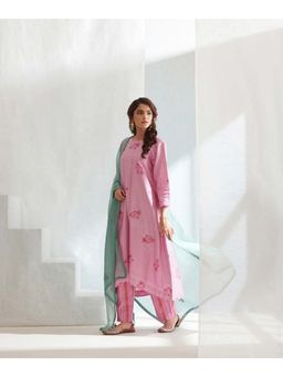 WeaverStory - Handloom Pink Chanderi Kurta with Striped Pants and Organza Dupatta (Set of 3)