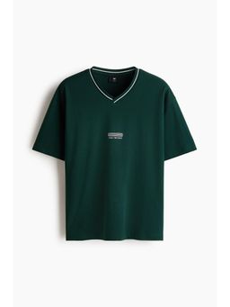H&M - Men Green Relaxed Fit Printed Cotton T-Shirt