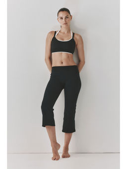 H&M - Women Black Flared Capri Sports Leggings With Softmove