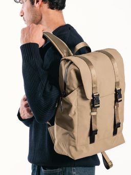 DailyObjects - Pivot Taiga Backpack - Sand (M)