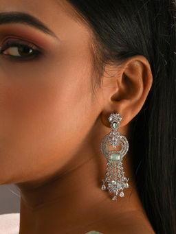 Gossip - Gracious Tassel Danglers