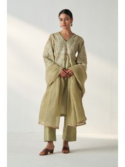 STUDIO BAGECHAA - Roop Green Kurta with Pant and Dupatta (Set of 3)