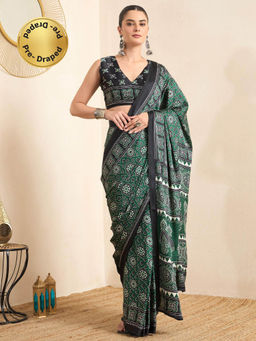 Sareemall - Women Green Printed Crepe Saree with Unstitched Blouse
