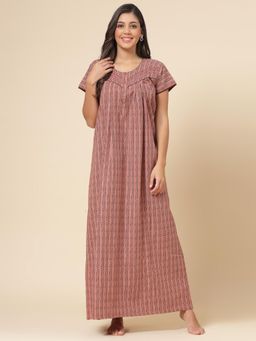 Sweet Dreams - Printed Pattern Womens Short Sleeves Regular Length Nighty Maroon