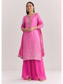 Pink color option, Currently selected