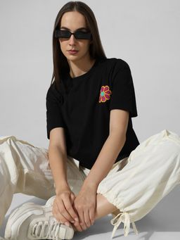 ONLY - Black Back Applique T-Shirt