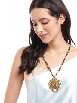 Digital Dress Room - Ganesha/Flower Pendant Long Mangalsutra