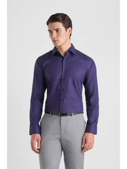 Van Heusen - Men Purple Solid Full Sleeves Shirt