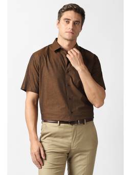 Van Heusen - Men Brown Textured Half Sleeves Shirt