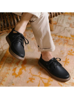 Coral Haze - Black Joel Loafer