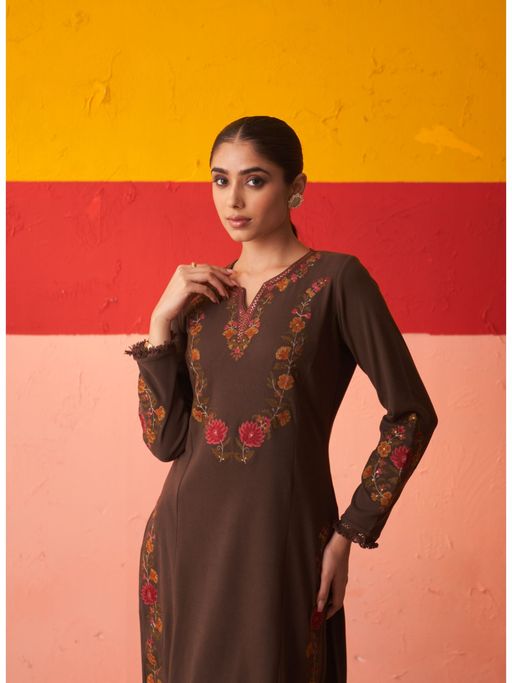 Buy Lakshita Brown Woolen Kurta with Thread Work and Lace