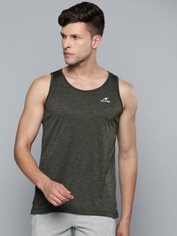 Alcis - Men Olive Green Solid Slim Fit T-Shirt