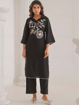 Autumnlane - Kara Onyx Embroidered Kurta & Pant (Set of 2)