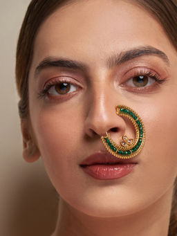 Azai by Nykaa Fashion - Minimal Green & Gold Nose Ring