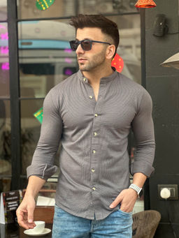 GRITSTONES - Men Grey Melange Knitted Self Design Shirt