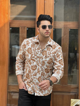 GRITSTONES - Men Brown & White Floral Printed Pocket Shirt