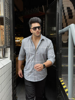 GRITSTONES - Men Grey Full Sleeve Stripe Shirt