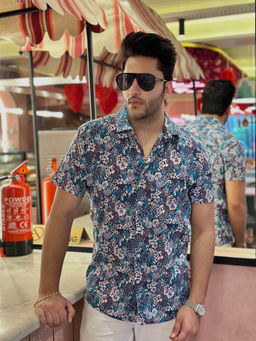 GRITSTONES - Men Blue Half Sleeve Floral Print Shirt